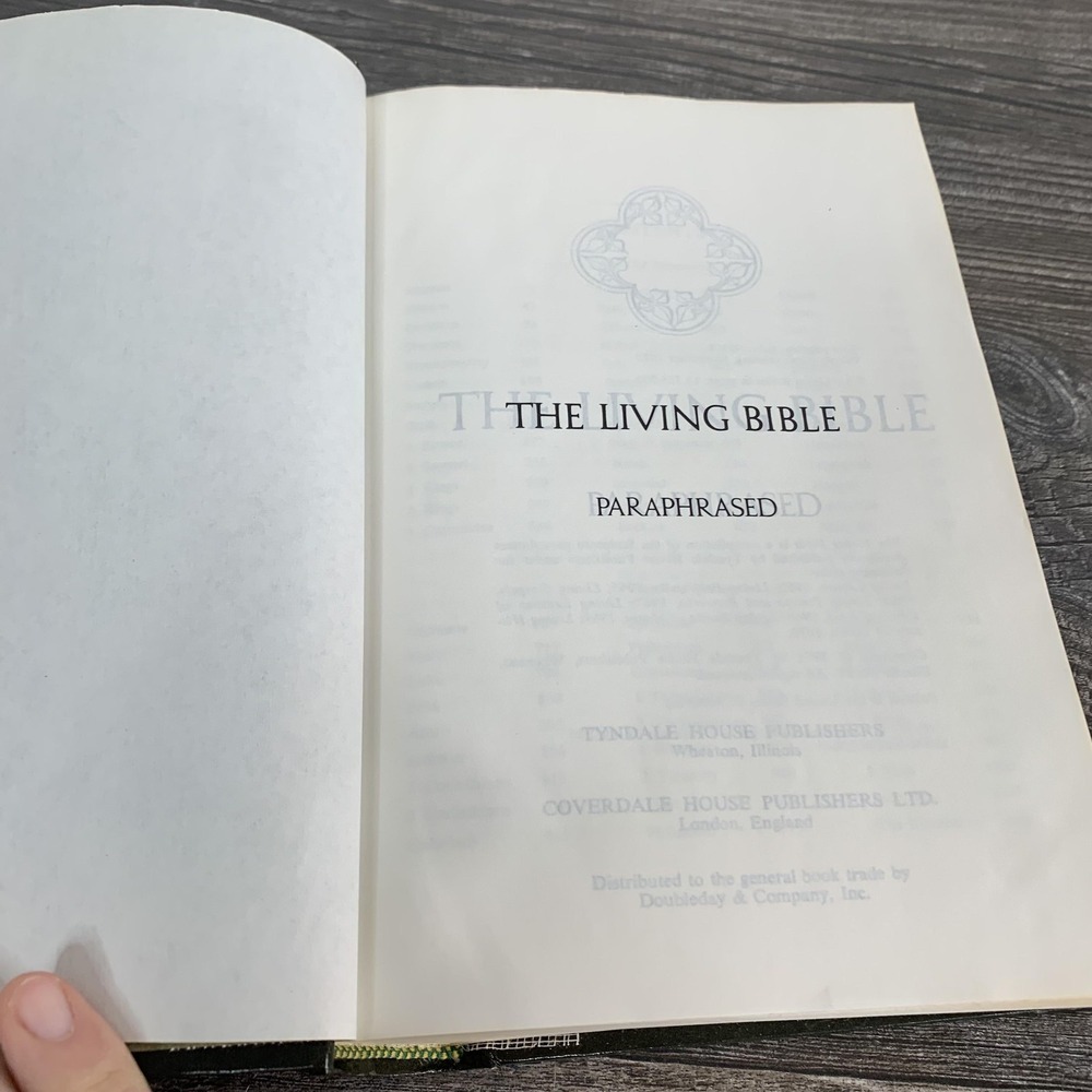 The Living Bible Paraphrased 1973 Tyndale Hardcover Christian Study Book - Picture 6 of 9